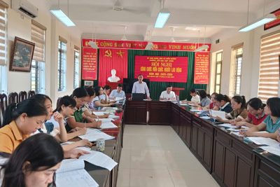 HỘI NGHỊ CÔNG CHỨC, VIÊN CHỨC, NGƯỜI LAO ĐỘNG TRƯỜNG TH HỢP HƯNG