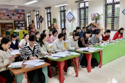 TRƯỜNG TH HỢP HƯNG TỔ CHỨC TẬP HUẤN KHUNG NĂNG LỰC SỐ